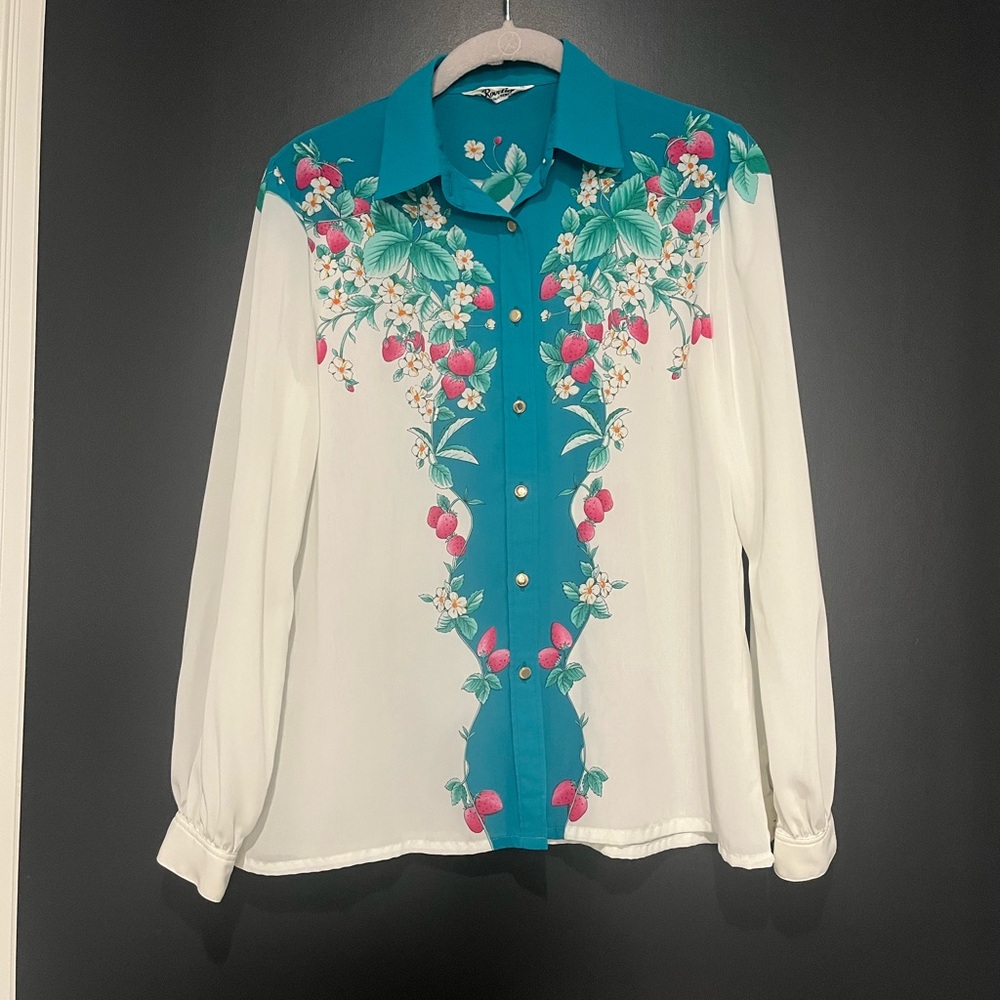 Vintage Floral Teal and White Women's Button Down Blouse Strawberry Design small